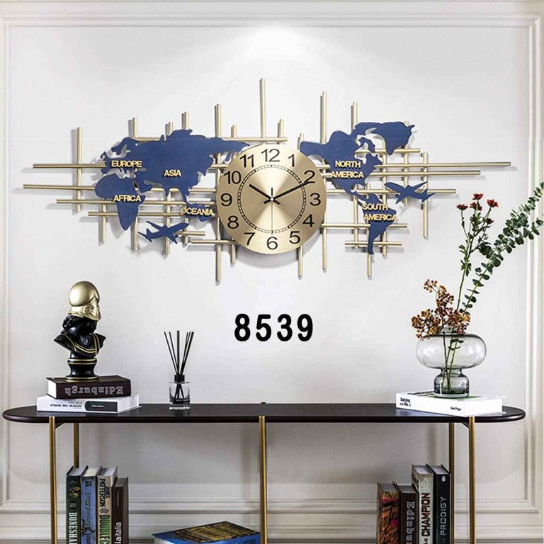 World Map Design Metal Wall Clock