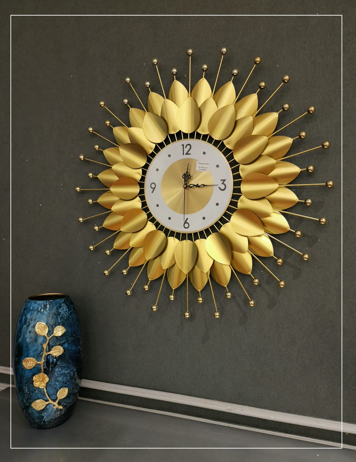 Attractive Golden Design Metal Wall Clock